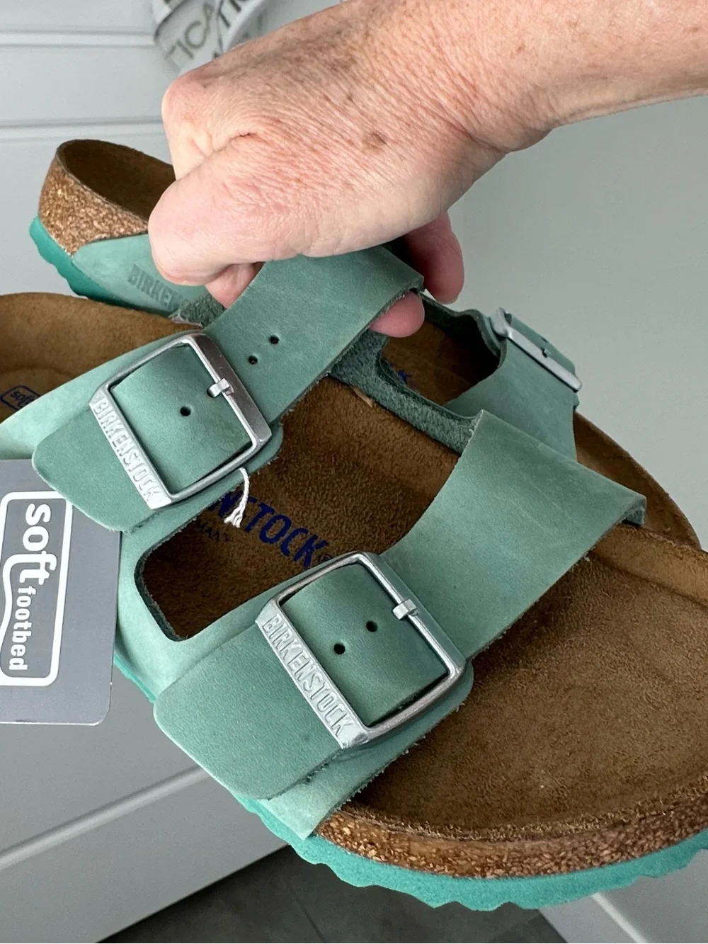 Birkenstock Women's Arizona sandal sage green nubuck leather 39 wide NWT - Picture 5 of 9